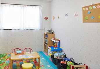 無料託児室の完備